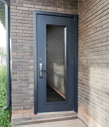 Дверь с большим стеклом и эл.замком