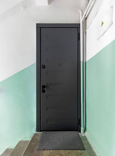 Квартирная дверь с панелью МДФ