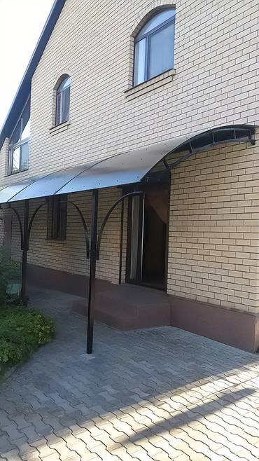 Навес из поликарбоната