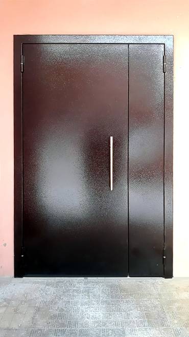 Уличная порошковая дверь